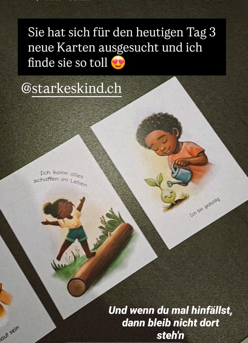 Drei ausgewählte Karten auf dem Tisch